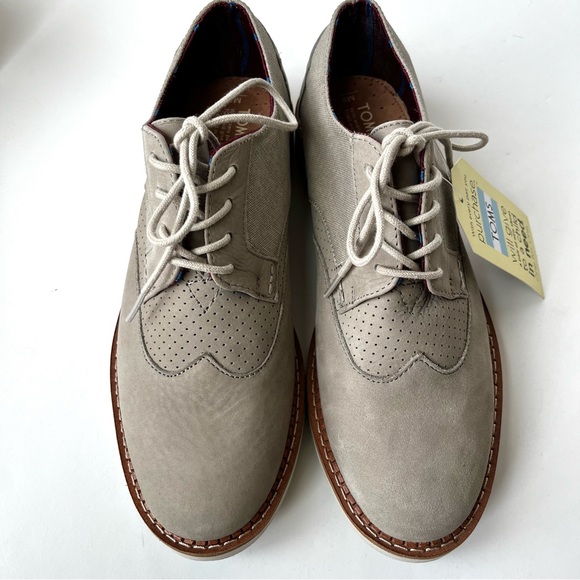NEW IN BOX Toms Men’s Brogue Leather Shoes in Taupe 8M - Picture 12 of 15